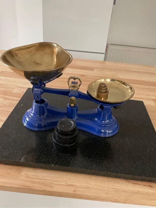 Вінтажні англійські ваги блакитні  винтажные весы Англия 40-60гг