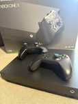 Xbox one x 2 pady+gra GRATIS