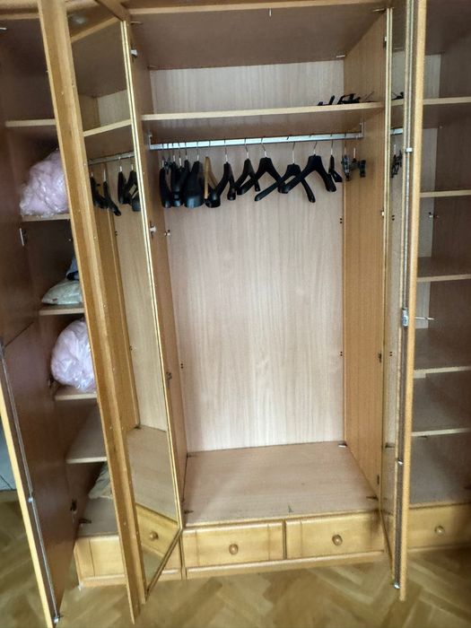 Szafa 4-drzwiowa Swarzędz