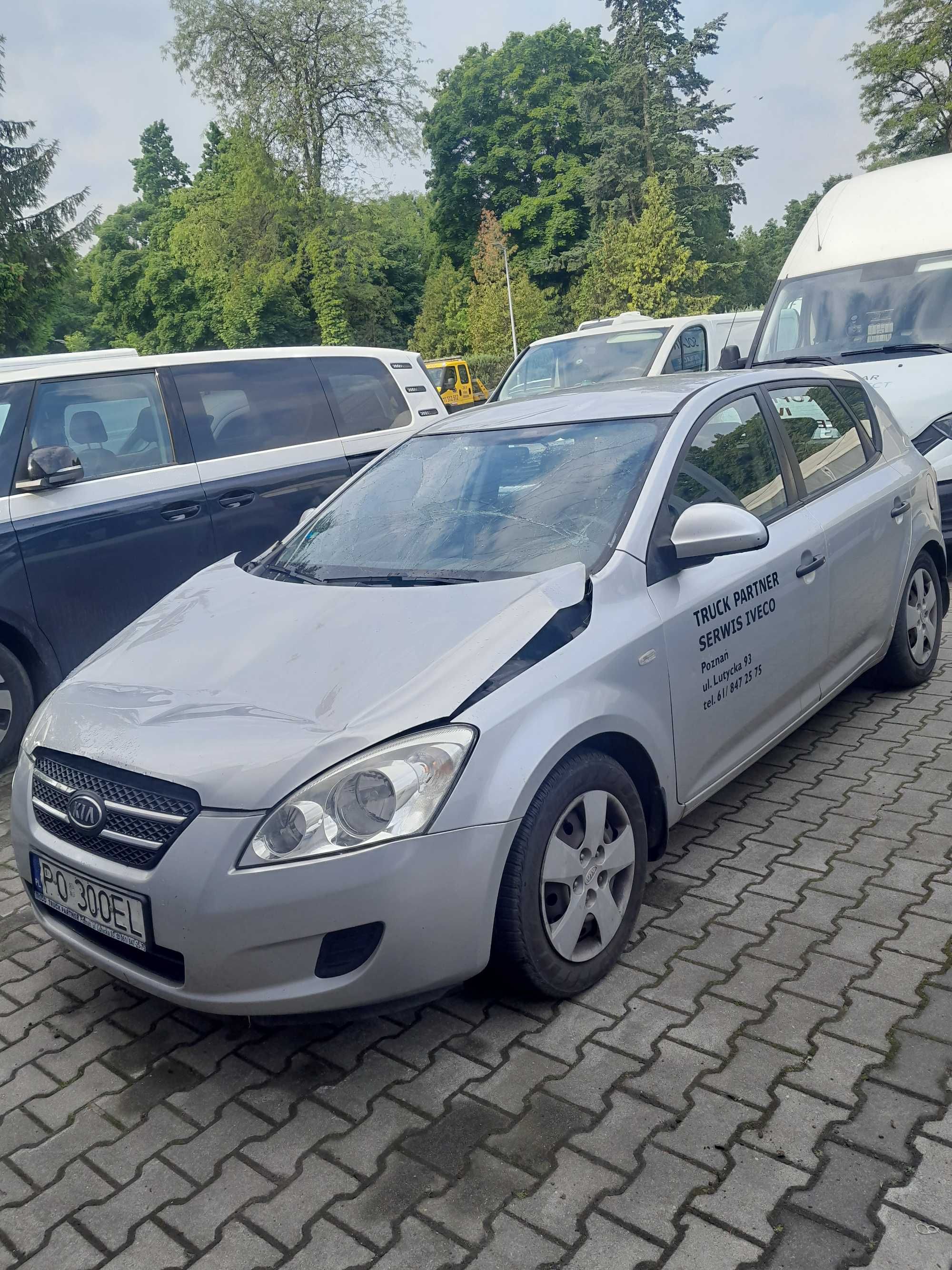 Uszkodzona Kia Ceed 2008 rok 115KM