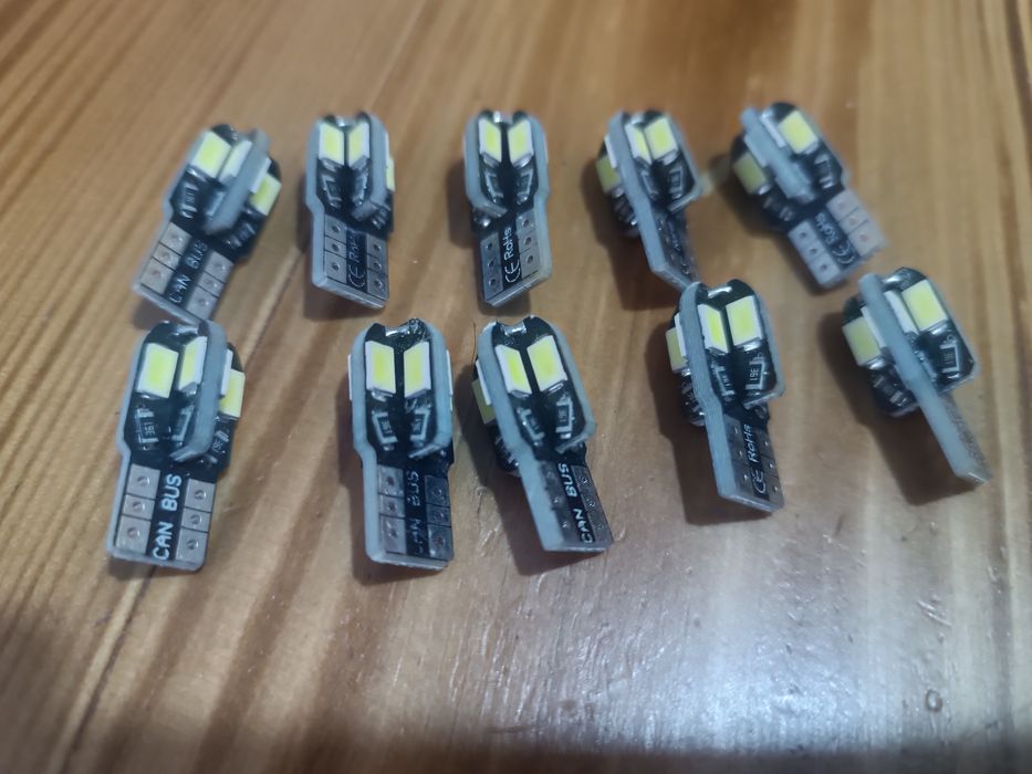 Лампи led в салон авто