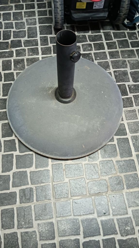 Base para suporte de chapéu