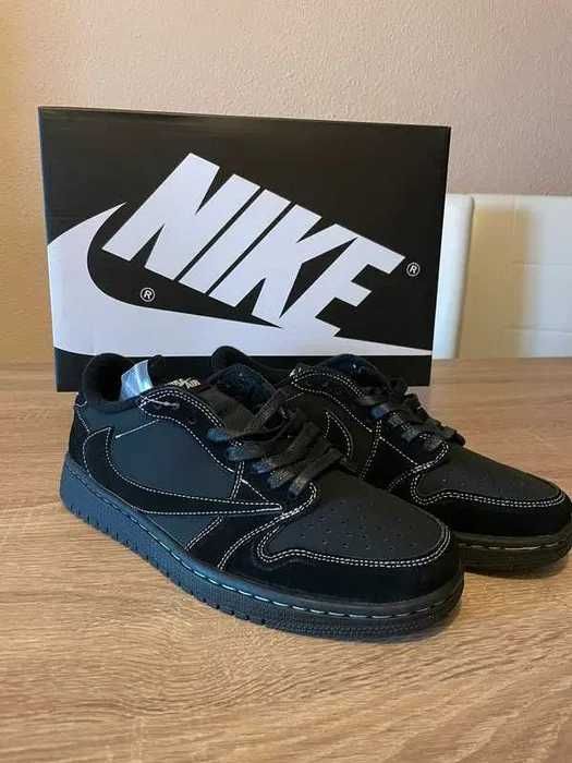 "Buty koszykówki" Jordan_1_Retro_Low_OG_SP_Travis_Scott_Black_R.41