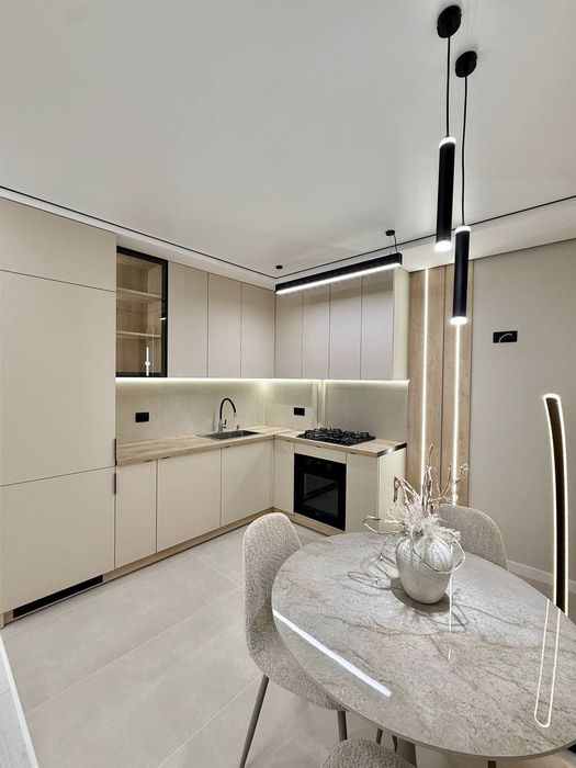 Продам квартиру з ремонтом Тернопіль новобудова