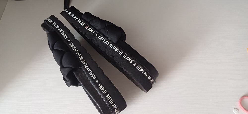 Продам шльопанці REPLAY 39р.