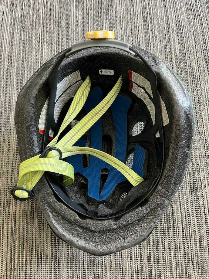 Specialized capacete criança