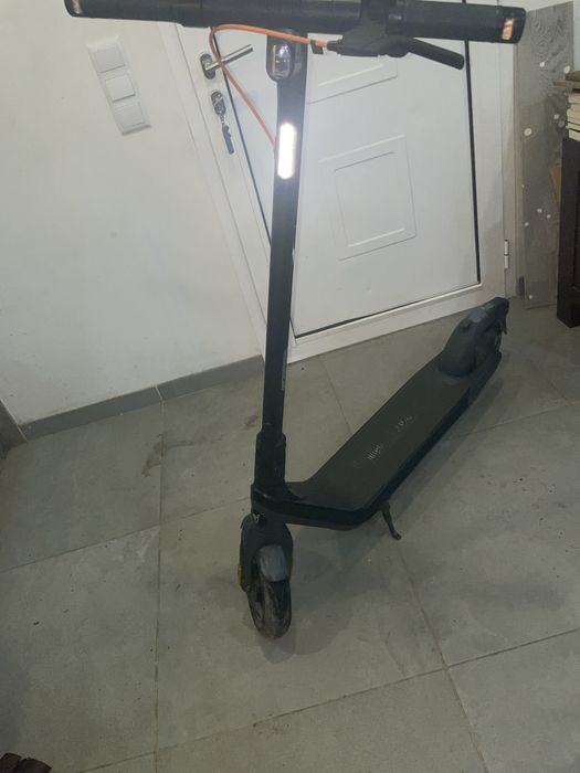Ninebot E2 pro usada como nova