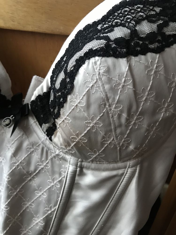 Gorset ecru H&M  r. 36
