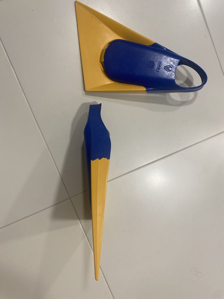 Pés de Pato NMD Alpha Azul/Amarelo