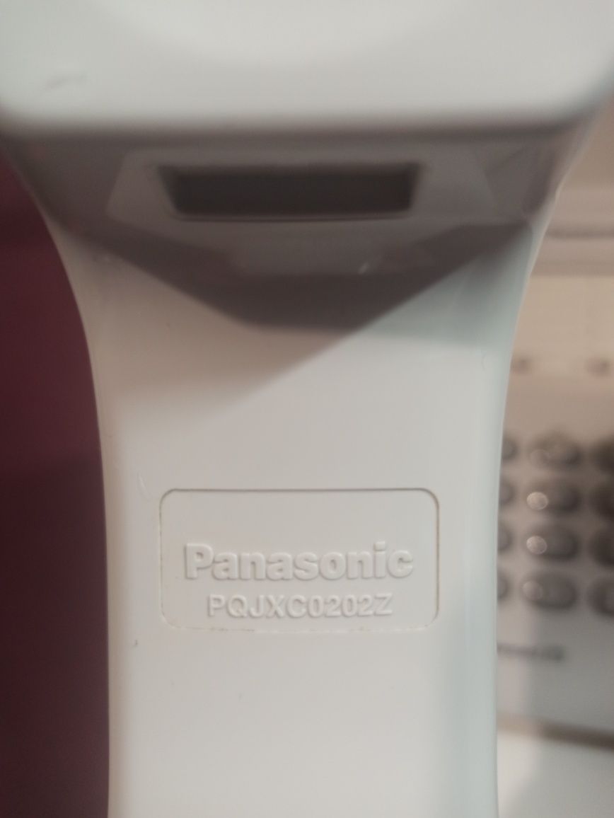 Telefon stacjonarny Panasonic Advanced biały