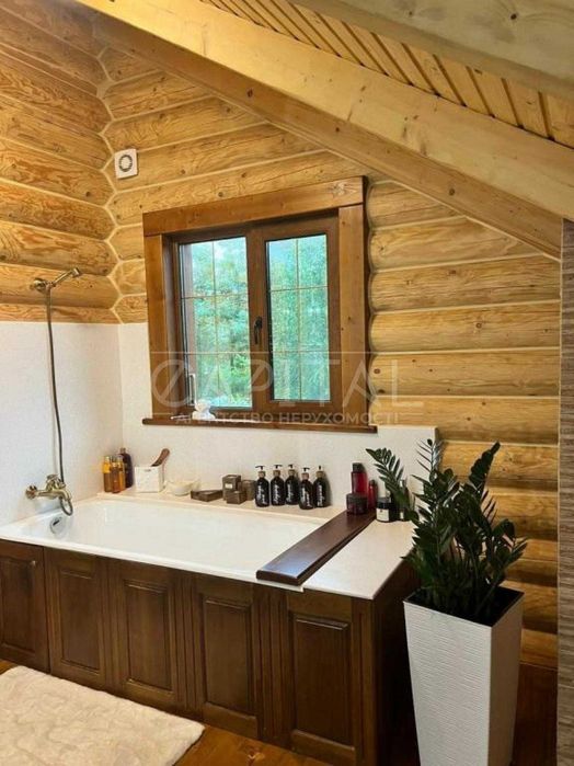 Продаж / Будинок / 320 м2 / Гнідин / вул. Центральна