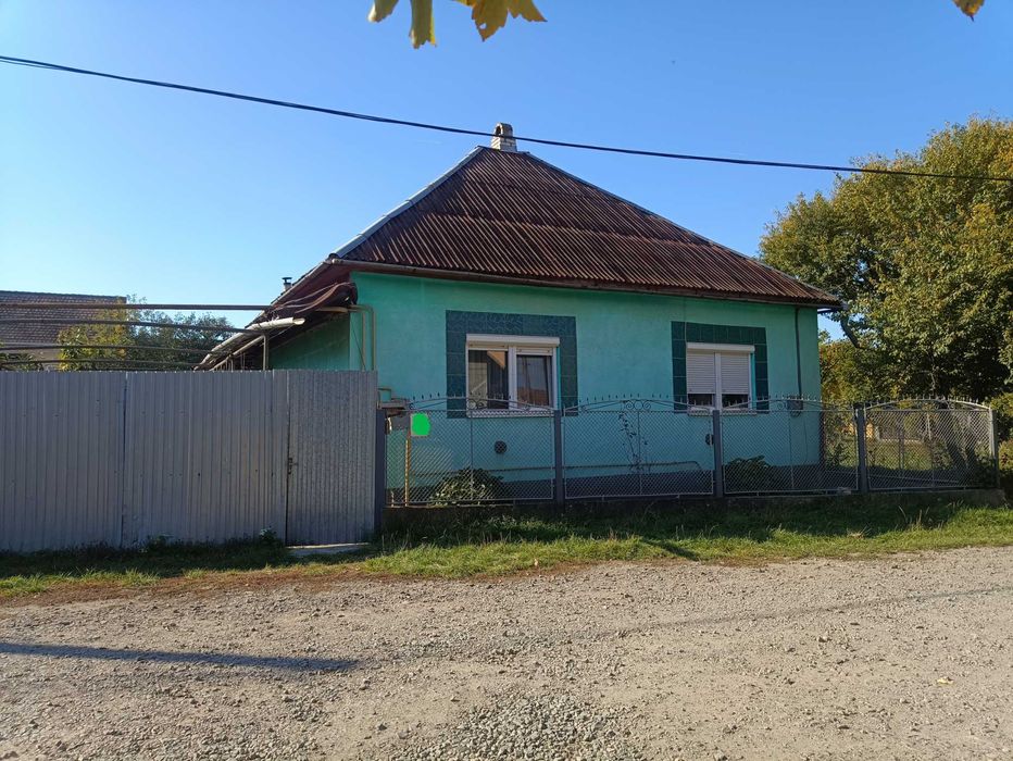 КОМПАКТНИЙ, НЕВЕЛИКИЙ 51 кв.м. 2 кімнатний будинок недалеко від центру