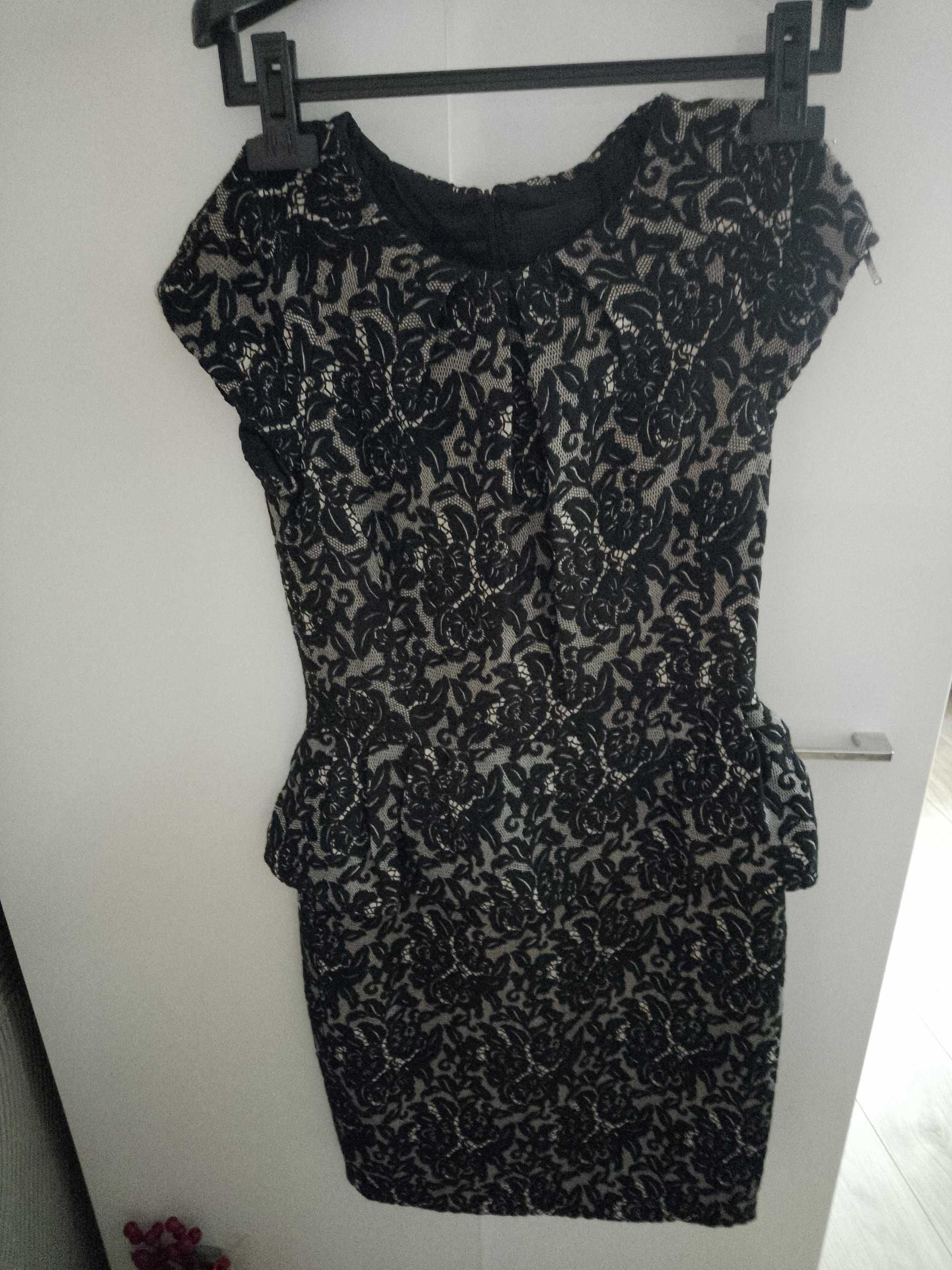 Elegancka sukienka damska z podszewką z Simple