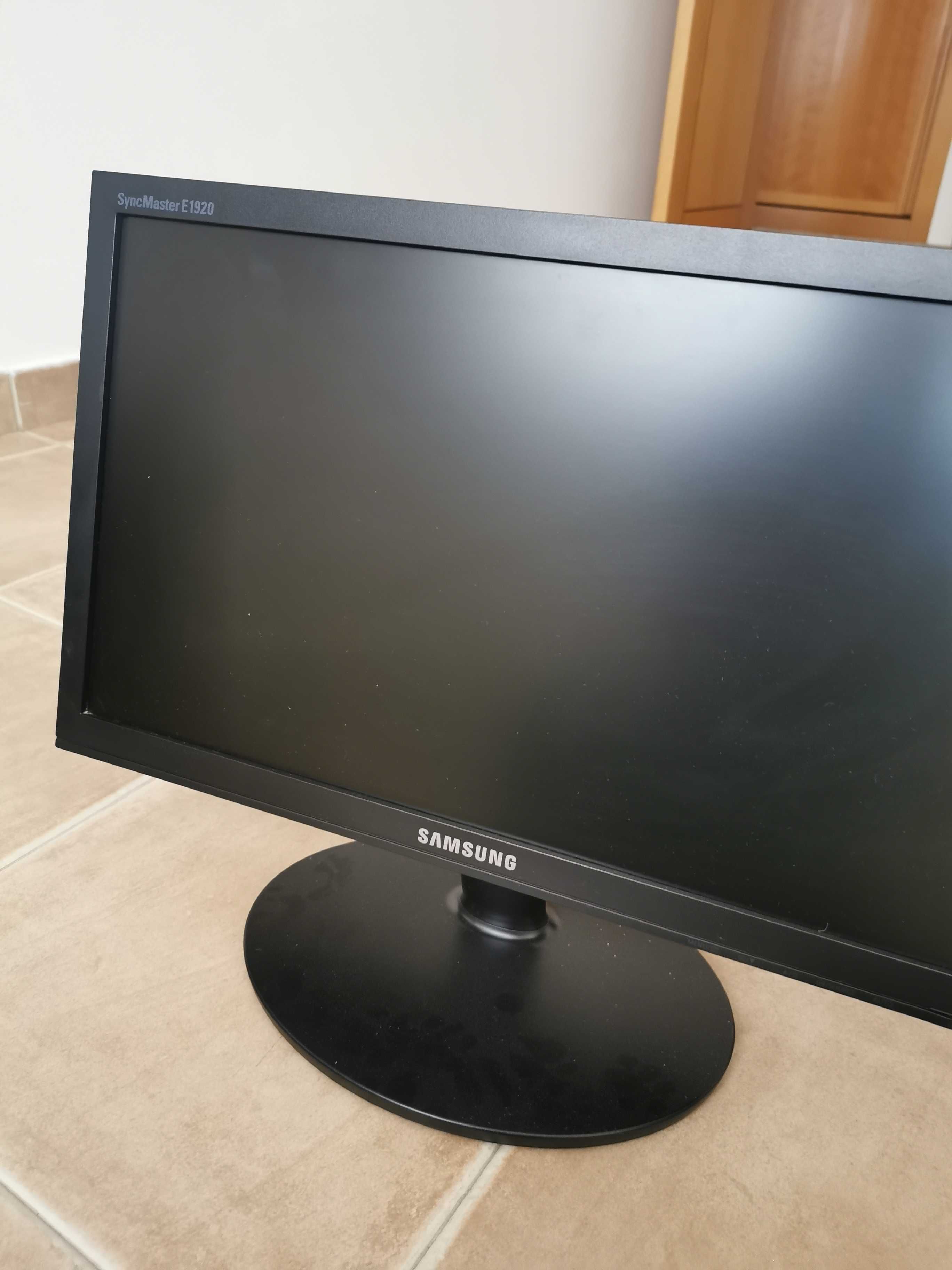 Monitor Samsung Novo