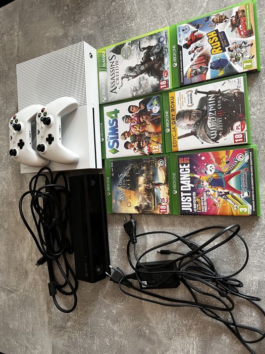 Xbox One S + 2 pady + Kinect + 8 gier