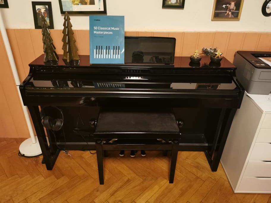 Elektryczne pianino Yamaha CLP 625 PE