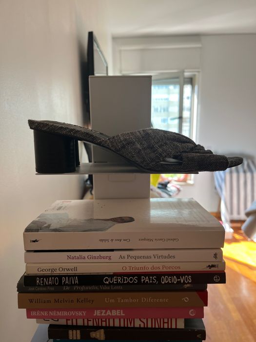 Mules sofisticadas cinza mesclado da Mango T39