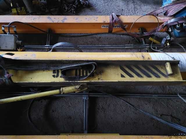 Żuraw 500 kg 3 m