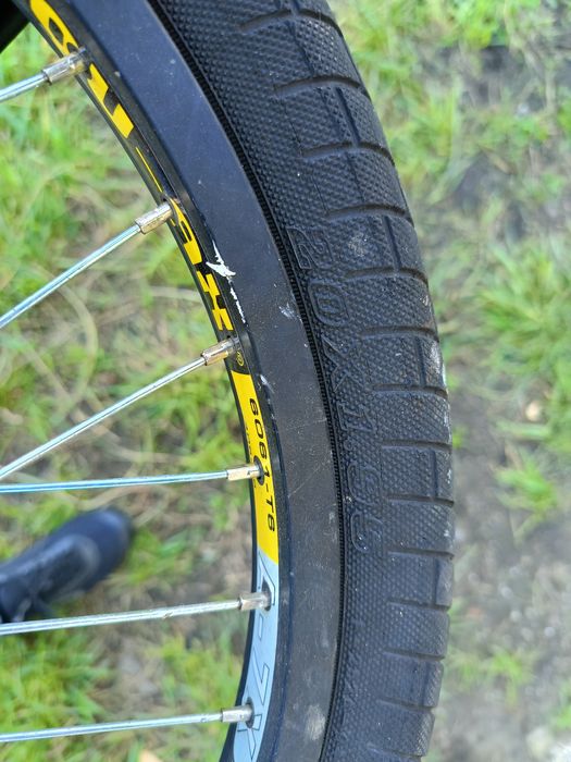 Monocykl QU-AX 20" – solidny i lekki

Na sprzedaż jednokołowiec renomo