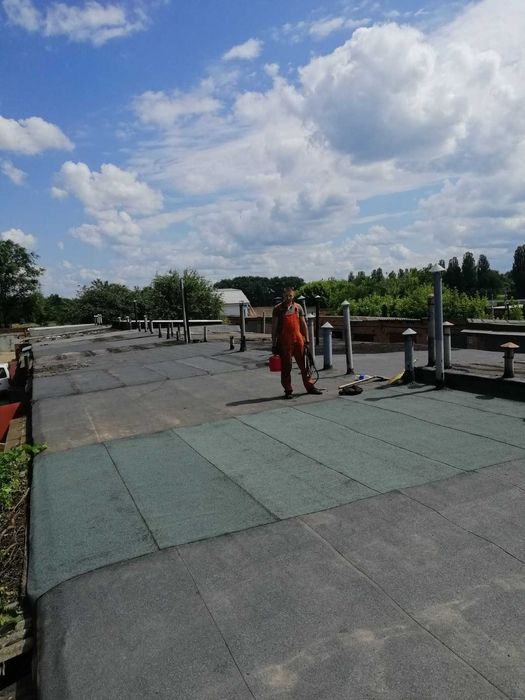 Ремонт дахів заміна коньків та водостоку ,укладка Рубероіда Покраска