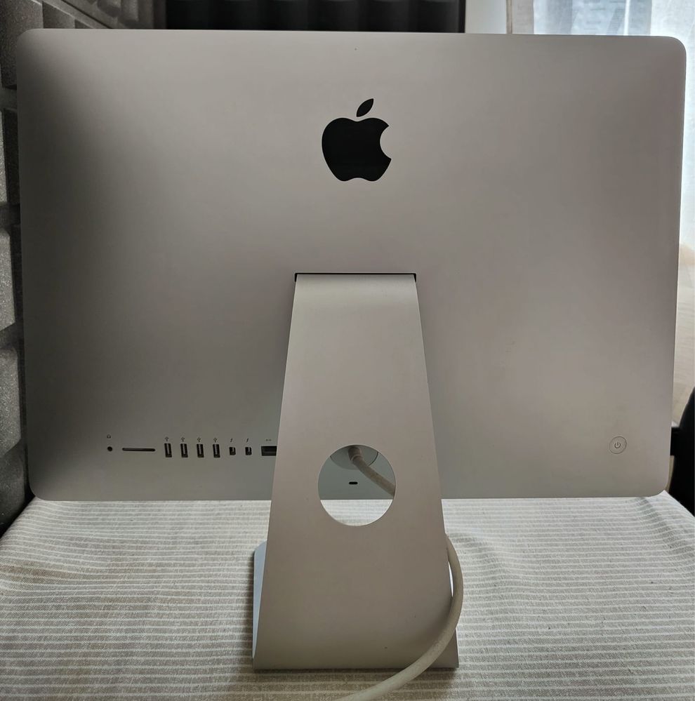 iMac 21,5 polegadas, finais de 2013