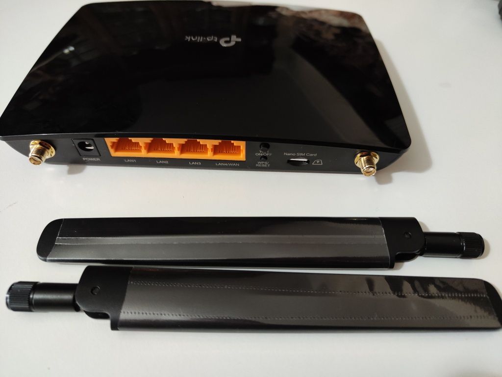 TP-LINK Archer MR400 V2
