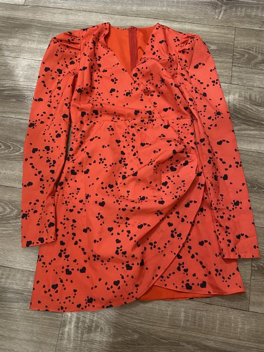 Продам платье женское