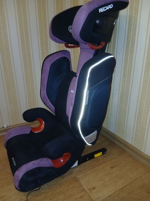 Автокрісло Recaro Monza Nova 2 Seatfix група 2/3 (15-36кг) рекаро