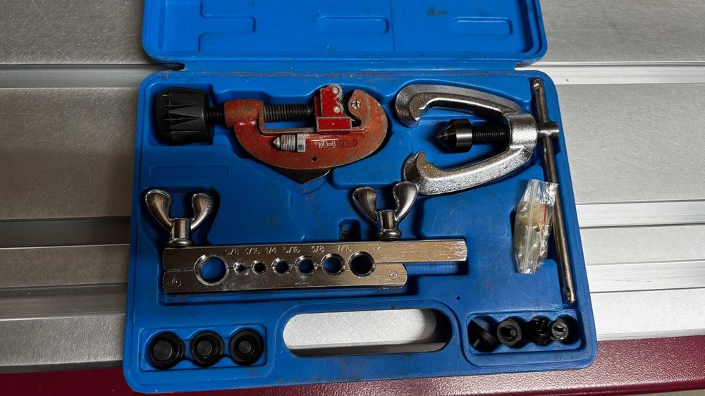 Zestaw do kielichowania zarabiania przewodów Laser tool kit 10 elemnt.