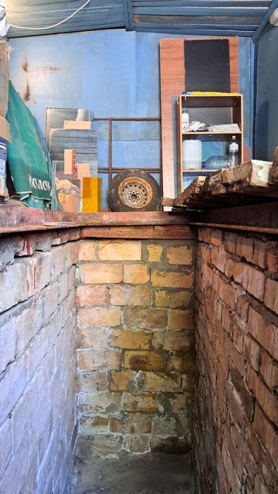 Автомобільний гараж металевий в "Ямі"