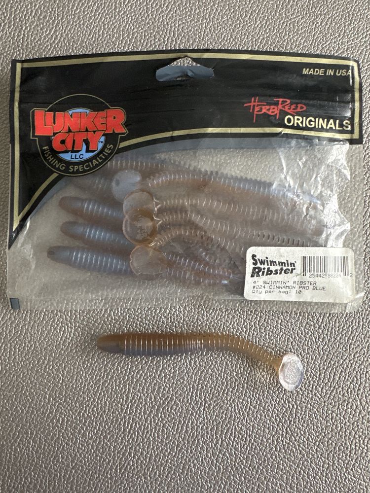 Lunker City Ribster Swimmin 4” / Cinnamon Pro Blue