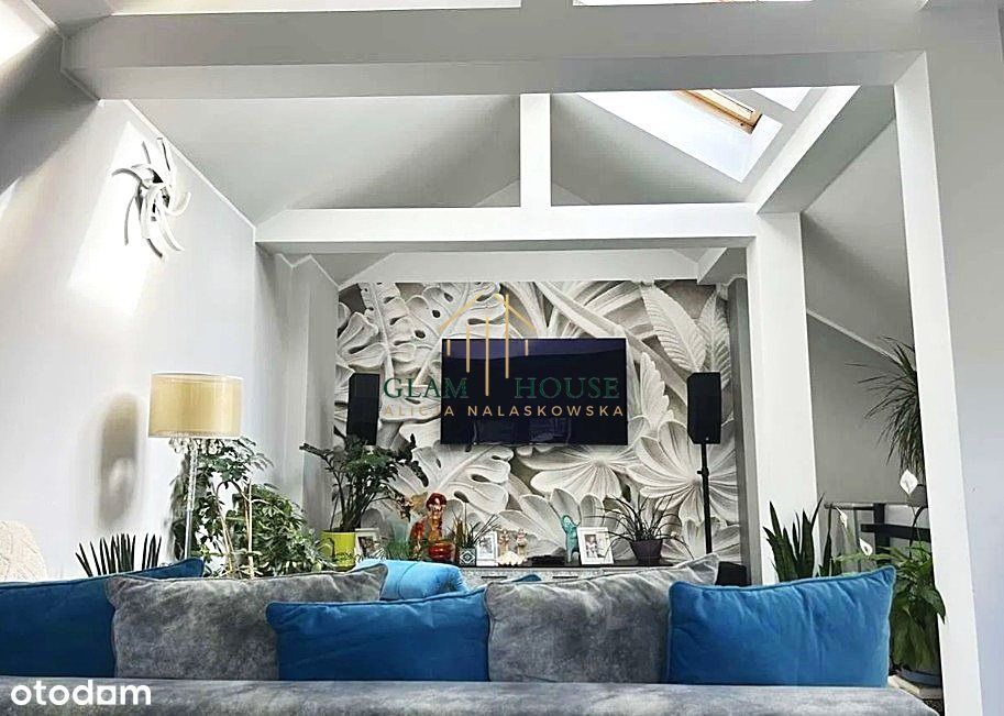 Dwupoziomowe mieszkanie z widokiem na las