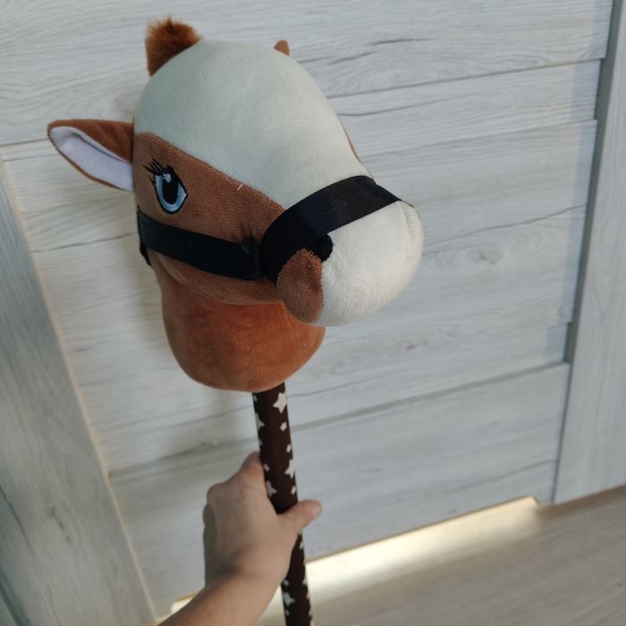 Hobby horse mało używane z dźwiękiem plus 8 bransoletek gratis