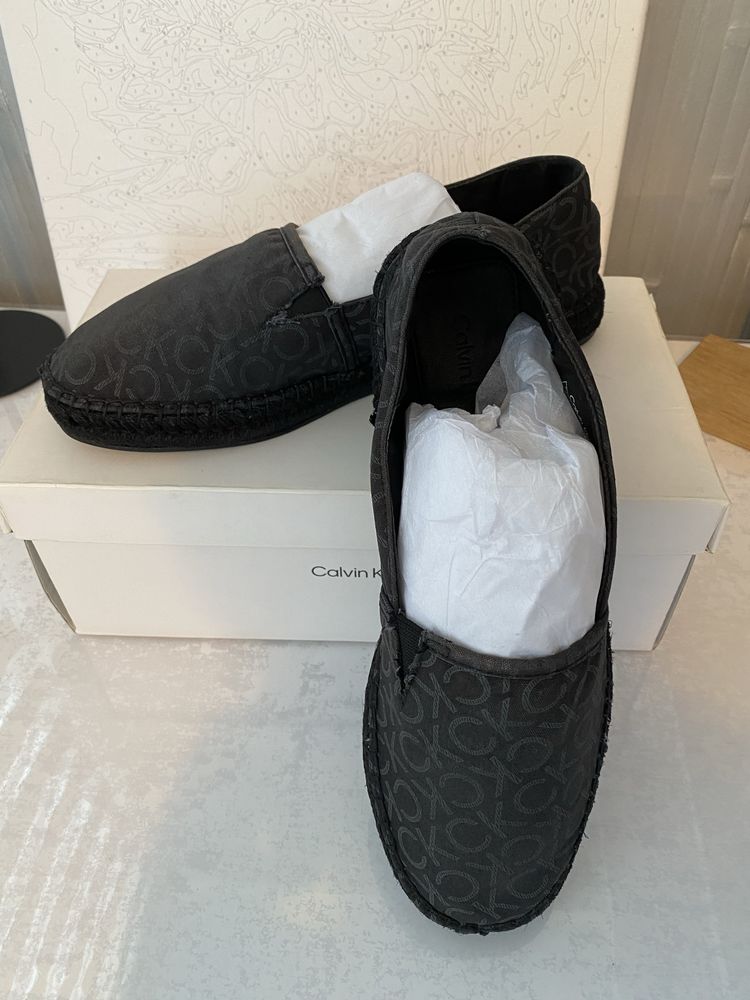 Продам чоловічі оригінальні еспадрильї ввідомого бренду Calvin Klein.
