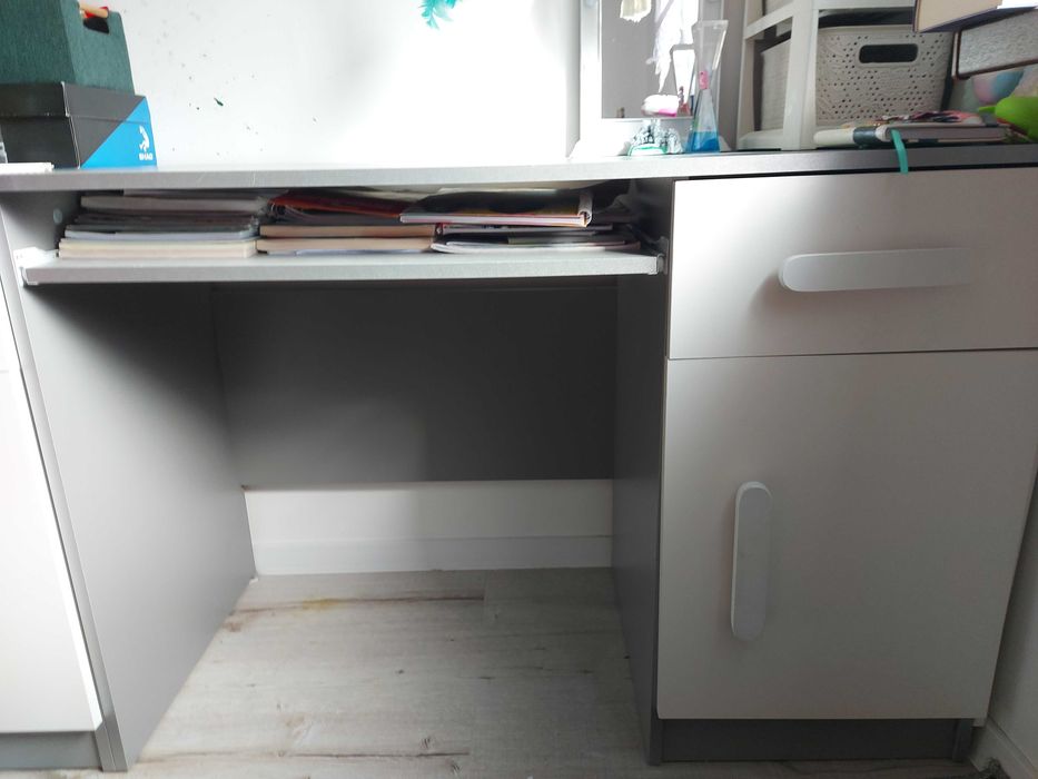 Sprzedam biurko 110x50