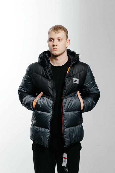 Куртка чоловіча Nike Sportswear Storm-Fit Windrunner