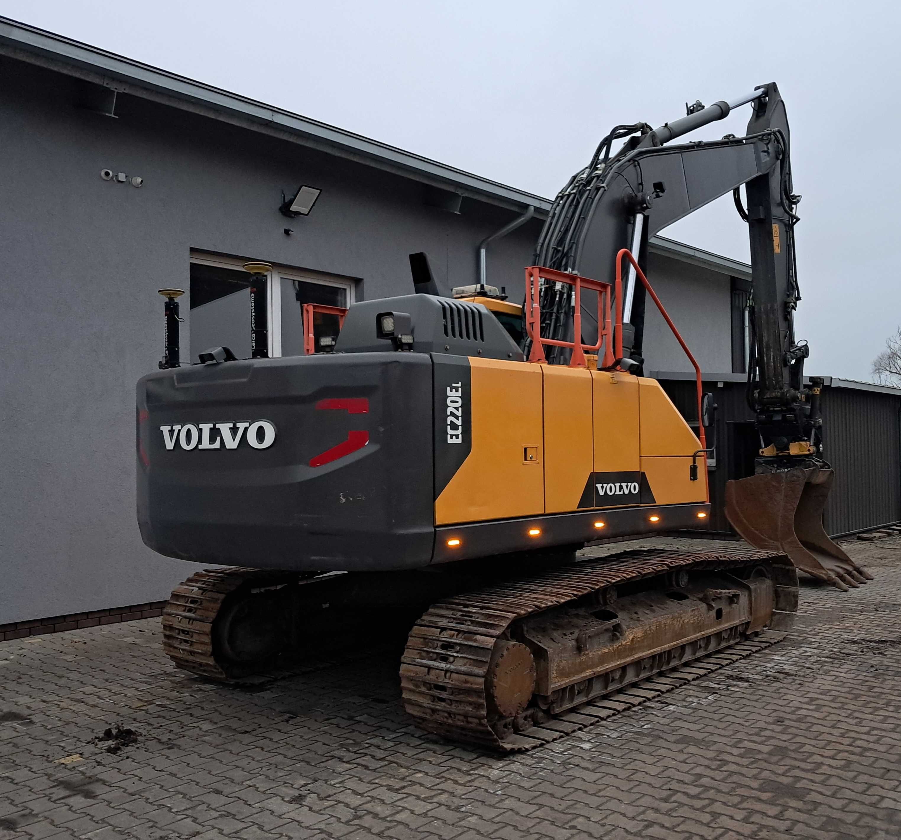 VOLVO EC220EL Rototilt ENGCON GPS 3D Leica Niwelacja Terenu
