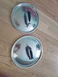 Pokrywki metal  BERGNER 22 cm i 24 cm
