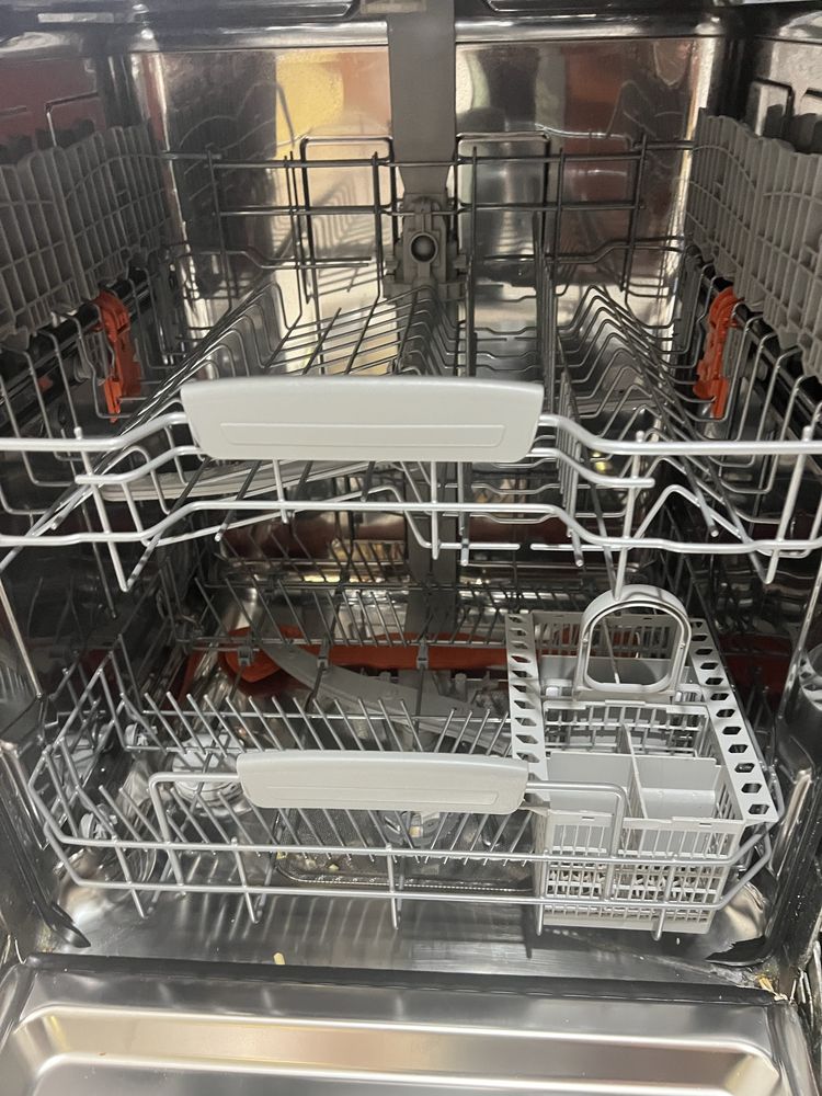 Máquina de lavar louça Ariston HotPoint