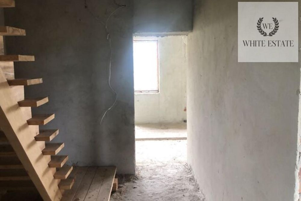 Продаж 3 поверхового таунхауса у с. Смиківці