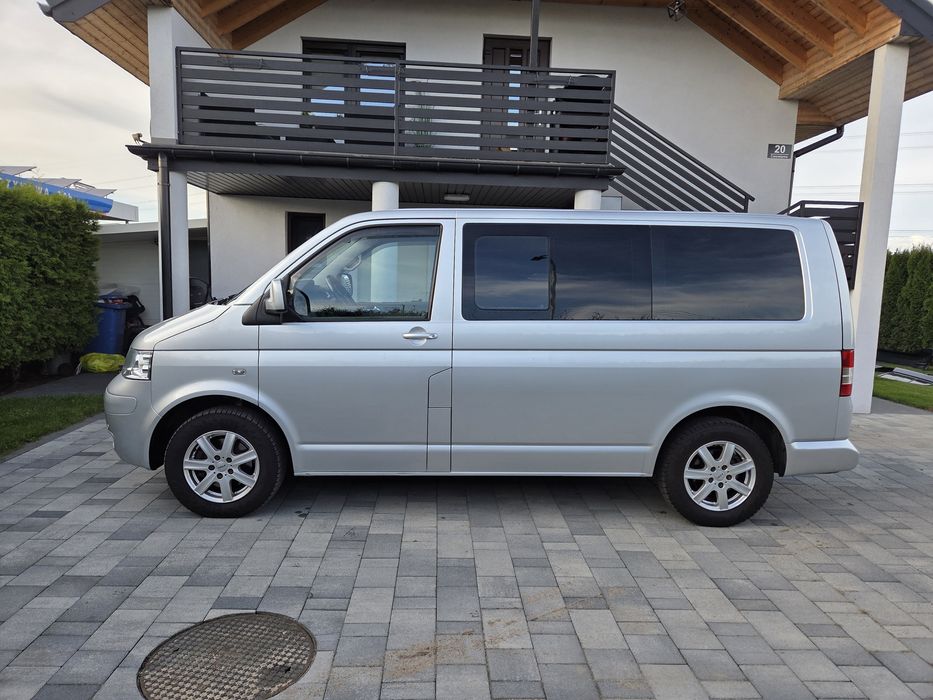 VW T5 MULTIVAN                 .