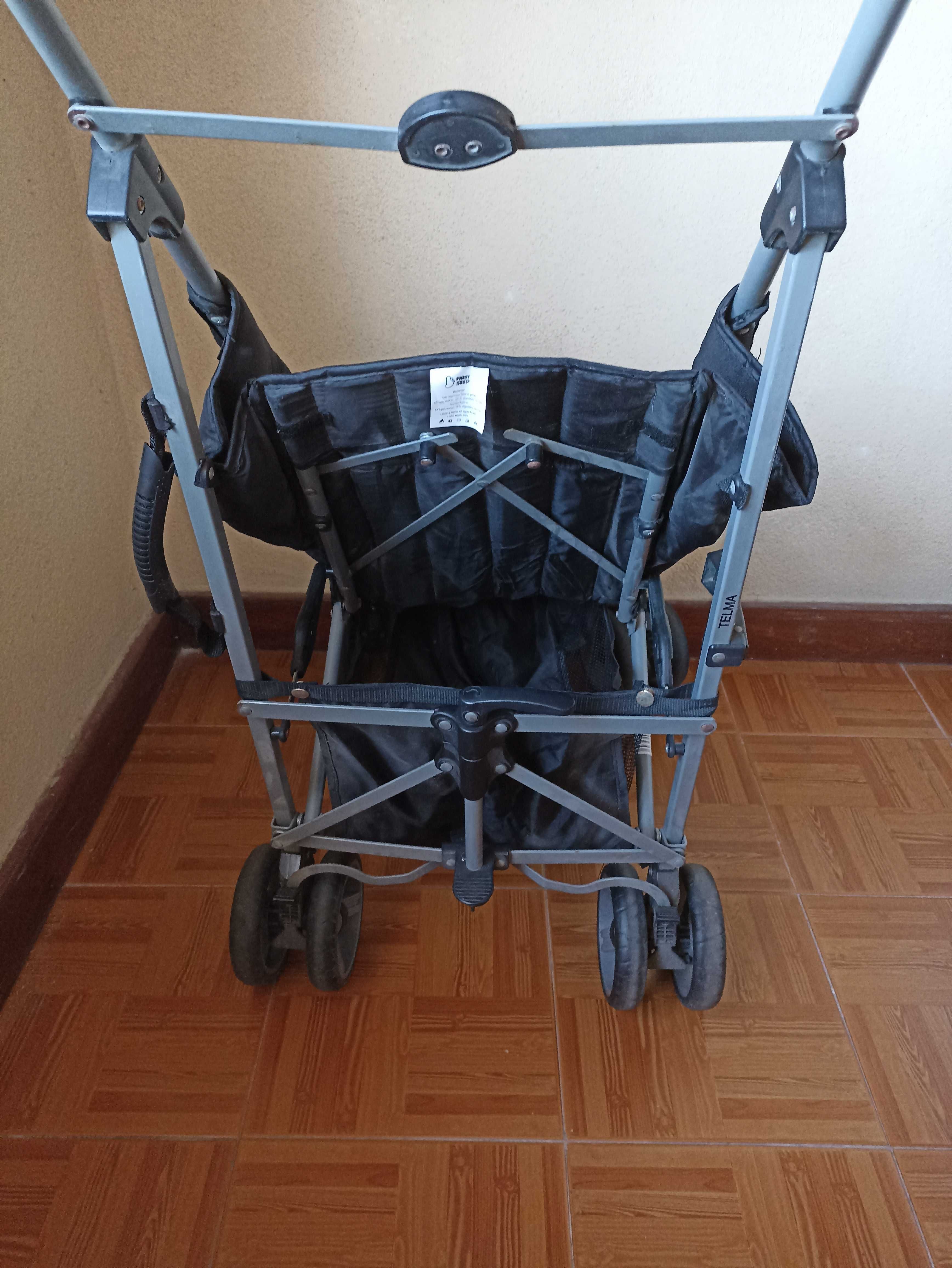 Carrinho de passeio bebé Marca First Steps