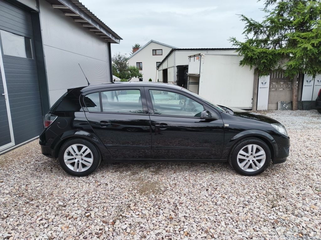 OPEL ASTRA • 1.9 CDTI • Panorama • Czujniki Parkowania • Tempomat