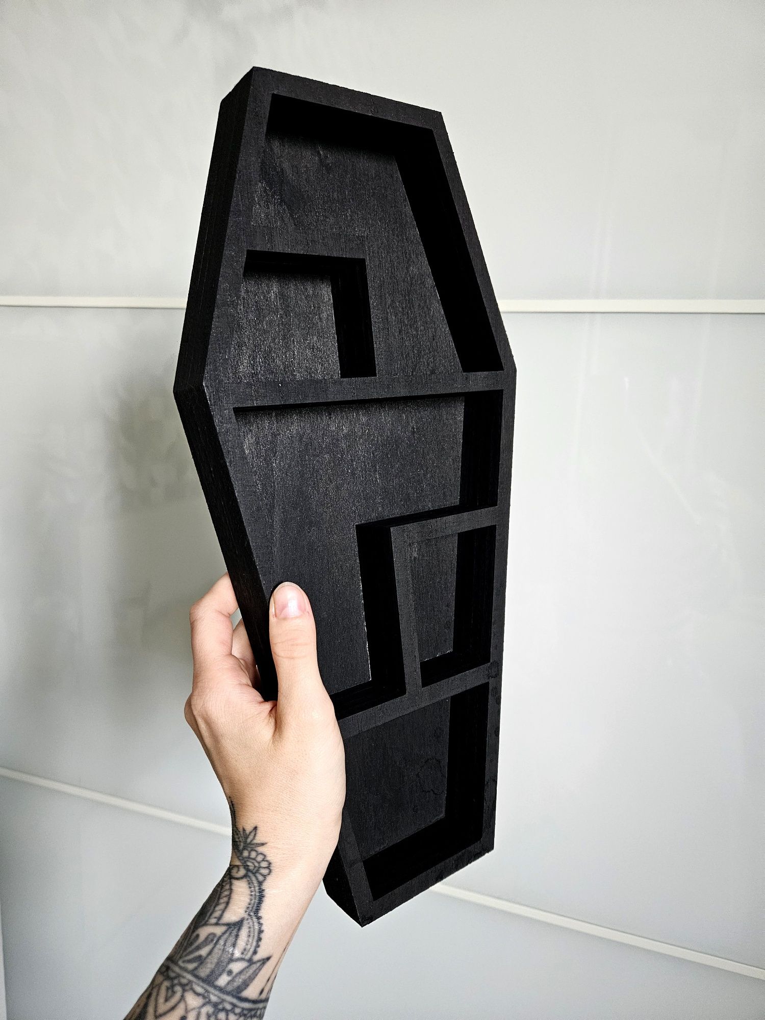 Oryginalna półka w kształcie trumny trumna coffin shelf