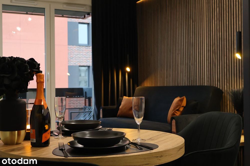 BEZPOŚREDNIO | NOWE klimatyczne 2 pokoje | 2 klimatyzacje | Balkon