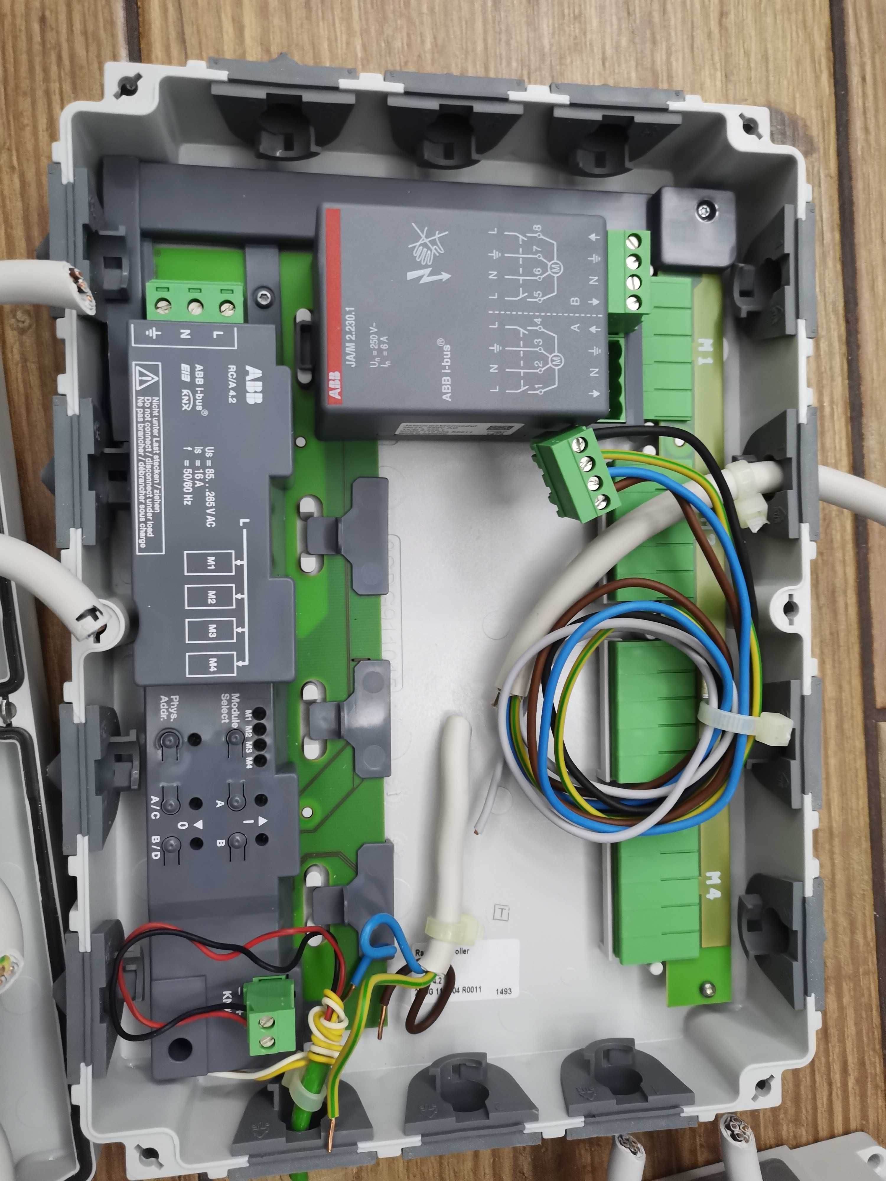 Moduły knx abb, RC/A 4.2 x 5, JA/M2. 230.1 x 15x