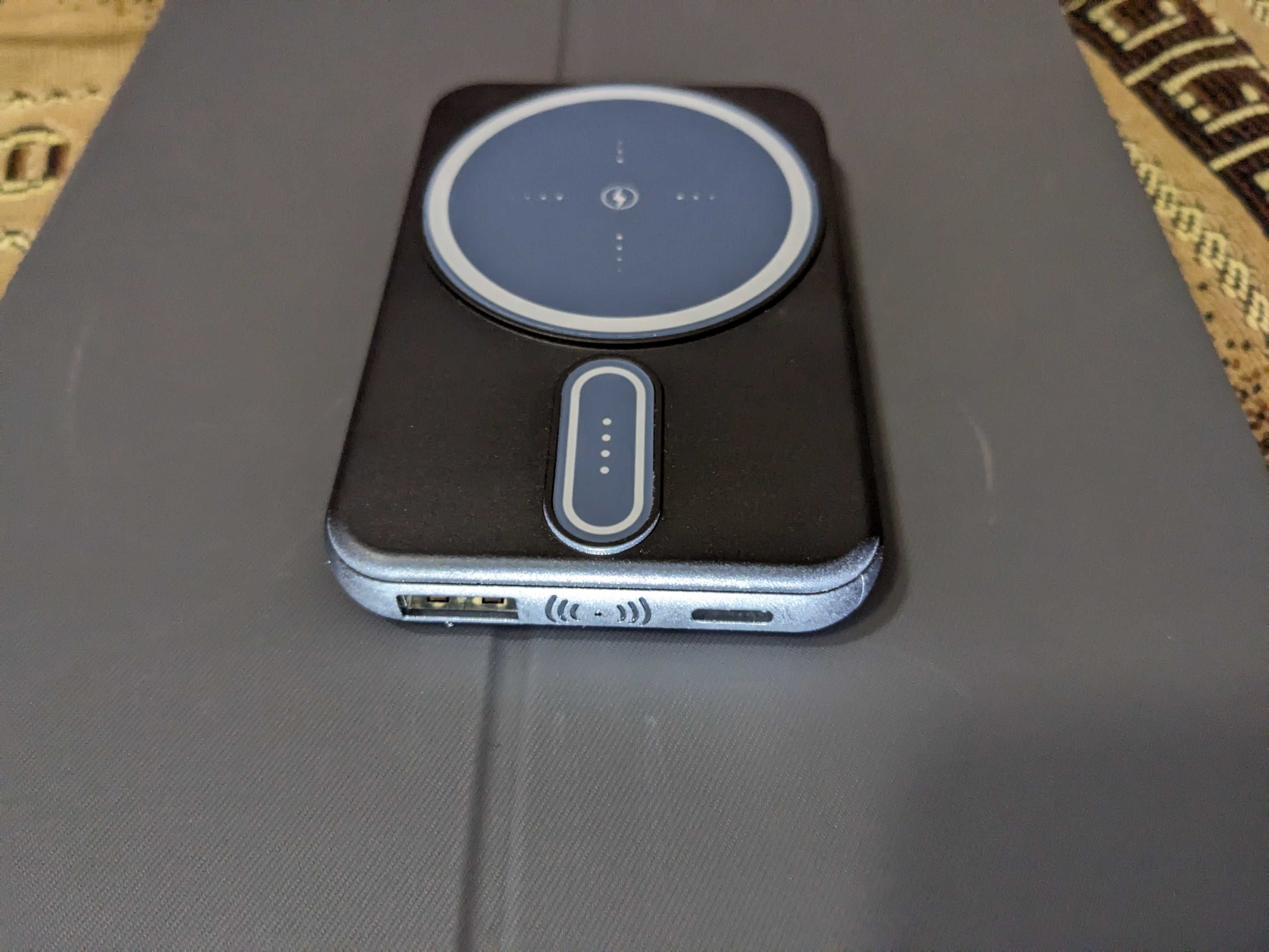 Повербанк   MagSafe
