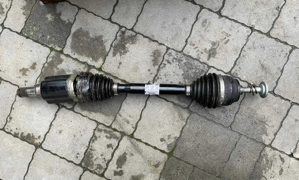 Піввісь передня BMW X3 G01