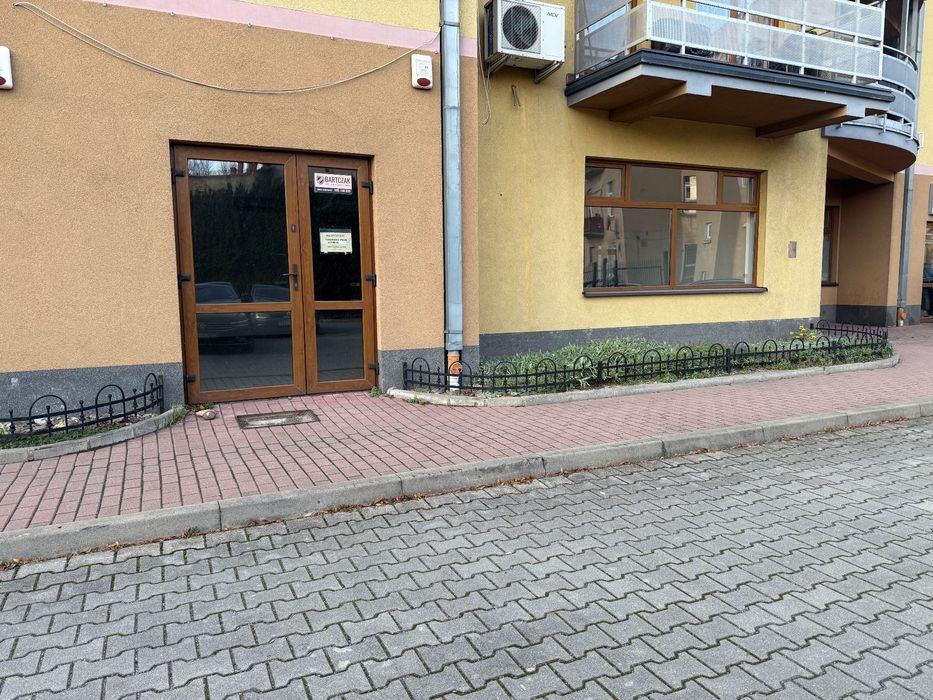 Do wynajęcia lokal o powierzchni 126m2.