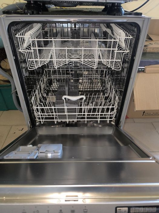 Zmywarka pod zabudowę